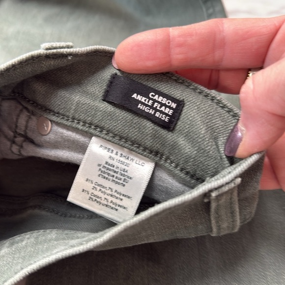 Veronica Beard Carson Flared Raw Hem Ankle Jeans in Green Size 25 - Picture 12 of 14